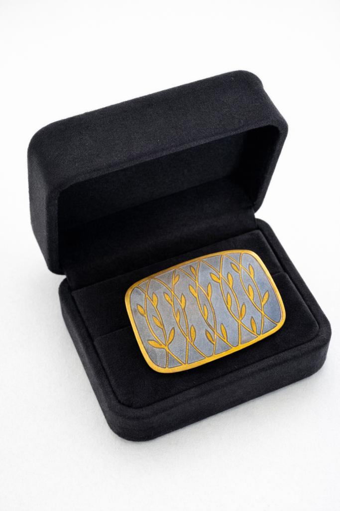 Vintage gold botanical brooch in presentation box by Royal Touch Style